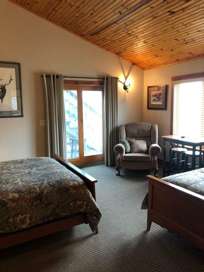 Comstock Premier Lodge Llc Sargent Exteriér fotografie